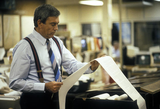 Dan Rather, anchor and managing editor of the CBS Evening News © David Burnett/Contact Press Images.